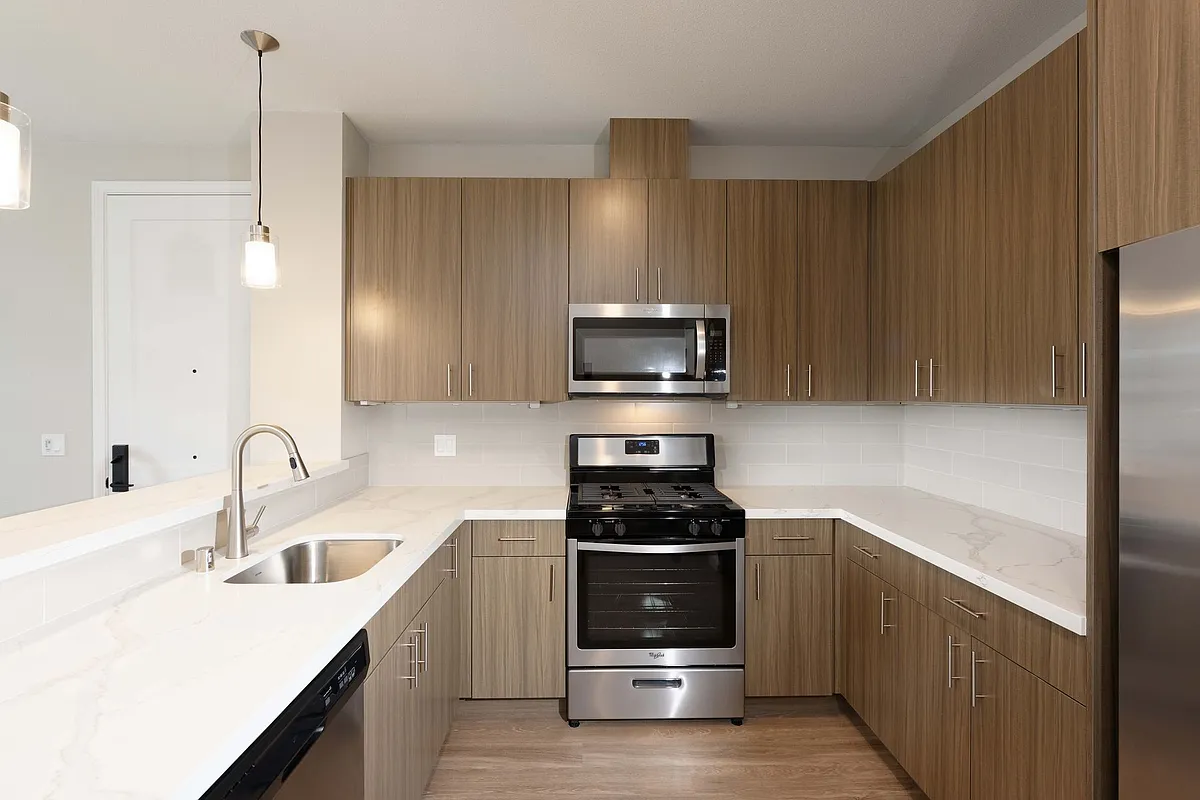 Building Photo - Altura