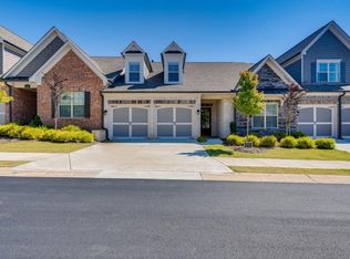 5725 Dalton Rdg, Suwanee, GA 30024