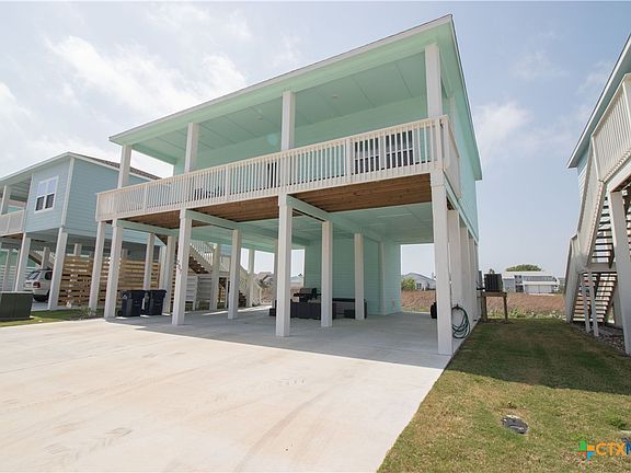 3rd image of 207 Paradise Dr