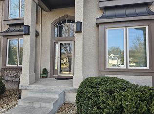 7344 Oakview St, Shawnee, KS 66216