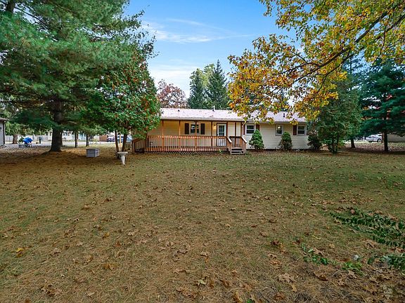 3rd image of 2875 S Lart Ln