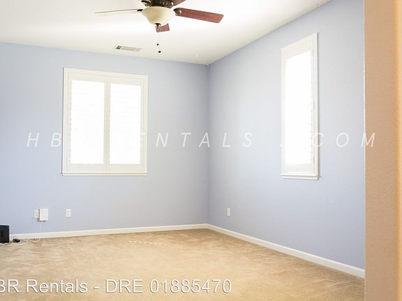 4th image of 1645 Courtyard Dr