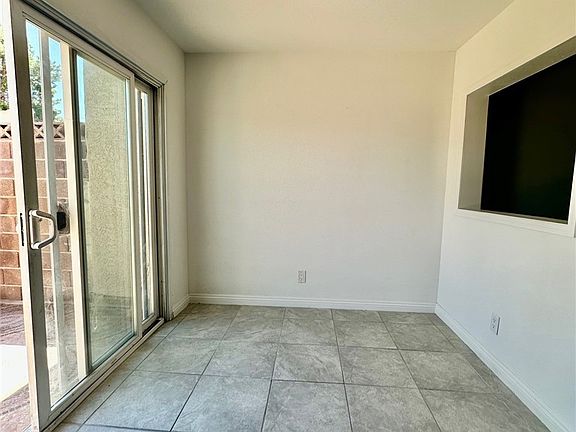 5th image of 3384 Matvay St