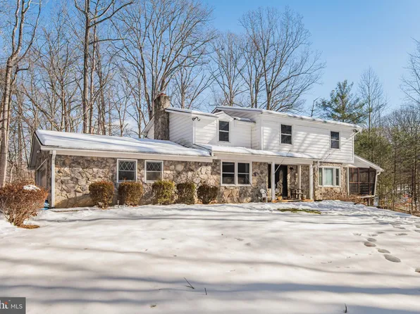 13437 Carriage Hill Dr, Manassas, VA 20112