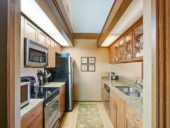 142 Devils Elbow Ln Kitchen