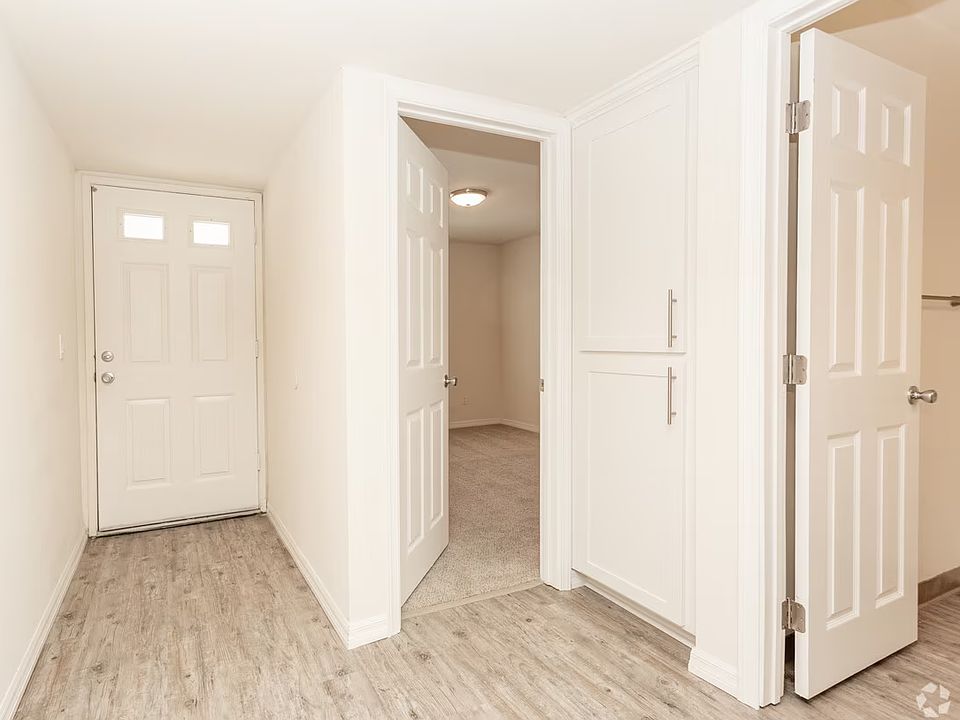 1st image of 4908 Talmadge Park Row #4908