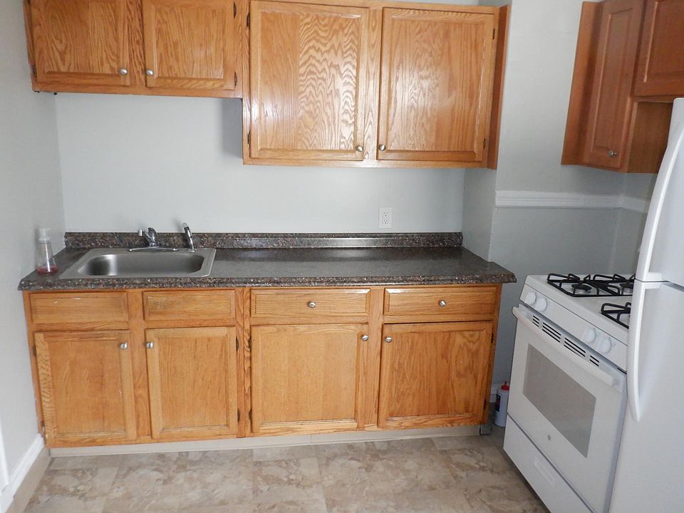 3 Park Rd West Hartford CT Zillow Apartments for Rent in West Hartford