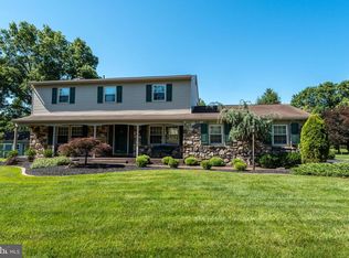 1282 Georgia Ln, Hatfield, PA 19440