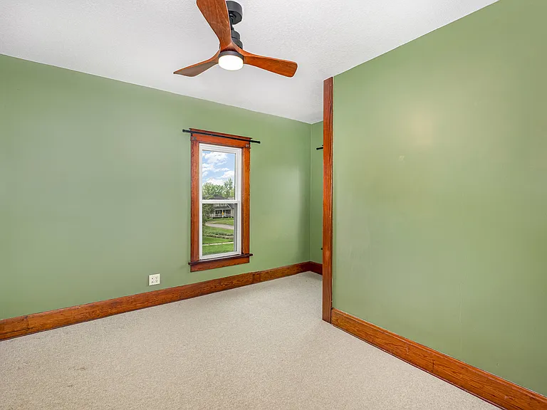 601 E Gambier St — Photo 20