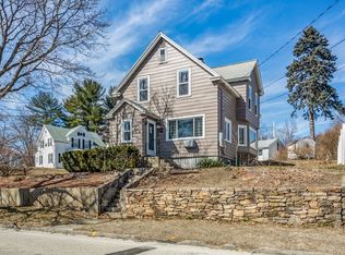 110 Clover St, Worcester, MA 01603