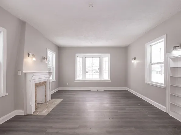 14117 Cranwood Park Blvd, Cleveland, OH 44125