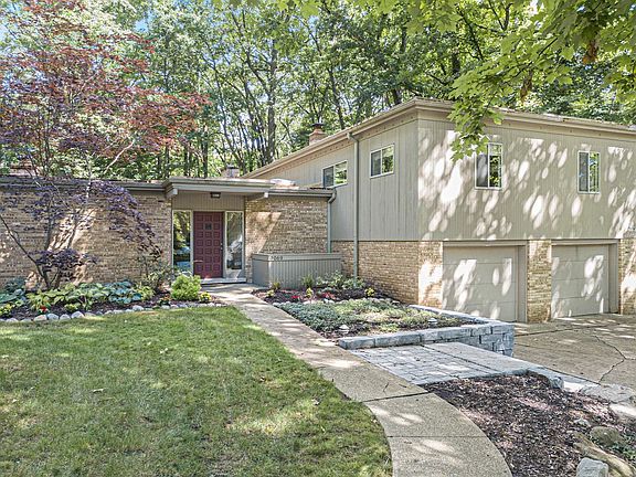 2nd image of 3069 Overridge Dr