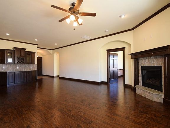 5th image of 10629 Oaksplinter Ln