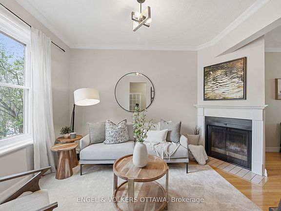 4th image of 107 Rochester St