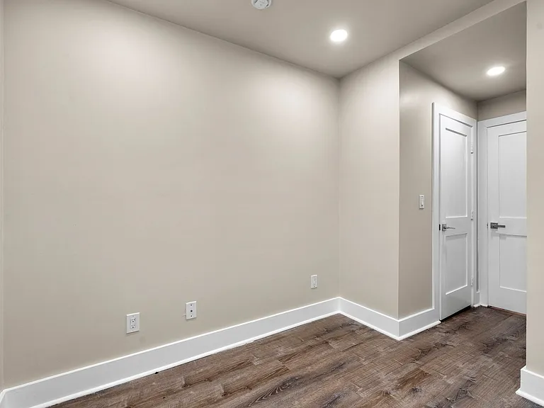 3150 Buena Vista Ter SE — Photo 21