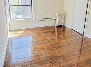 2884 N Clark St APT 3, Chicago, IL 60657