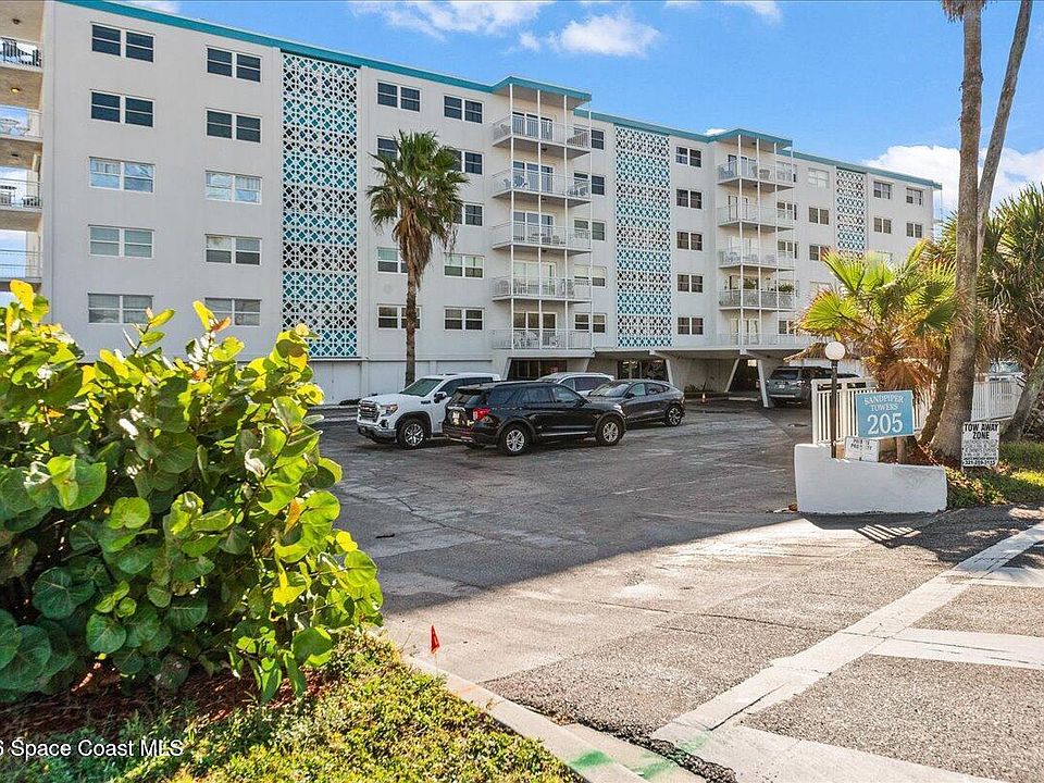 1st image of 205 Highway A1a APT 604