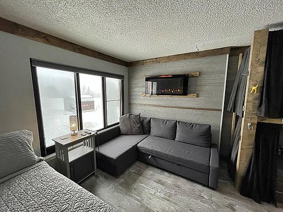 4th image of 862 Silver Creek Ln #2216