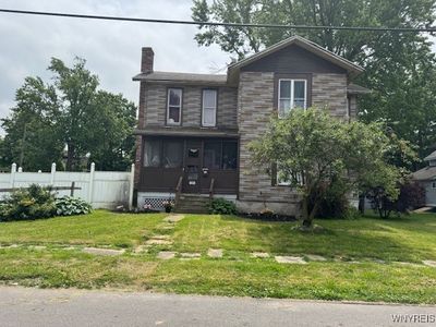 501 S Academy St, Medina, NY, 14103