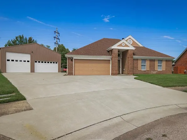 3320 Bryant Ct, Owensboro, KY 42303