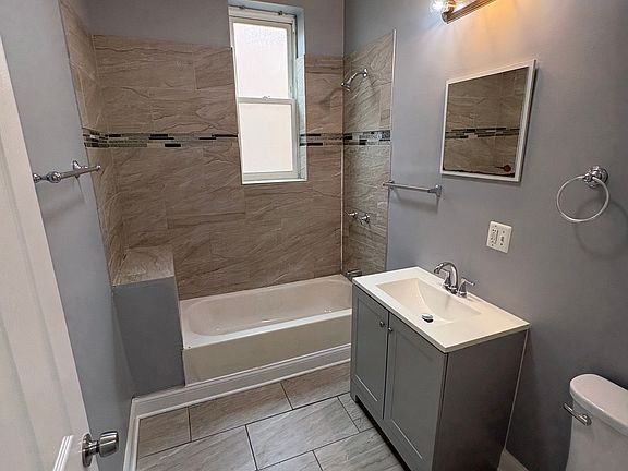 3rd image of 1541 S Central Park Ave #3