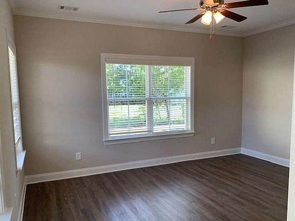 4th image of 109 E Buena Vista Ave
