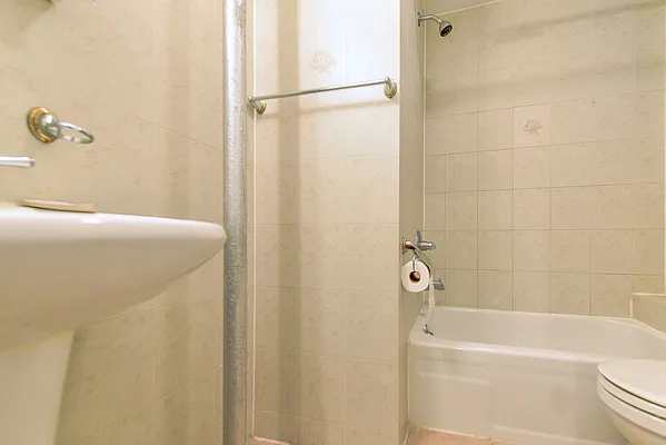 Rented by J Misrahi Realty Corp | media 13