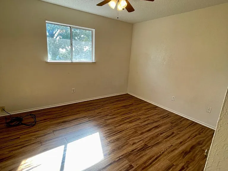 130 Jackson St #1 — Photo 11