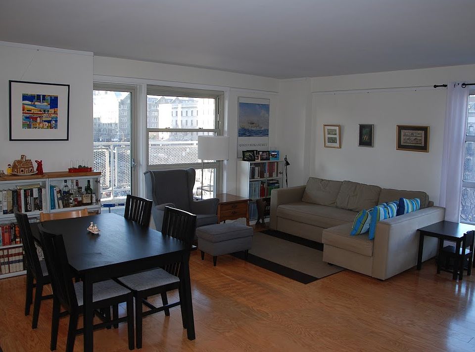 1st image of 100 La Salle St #8G
