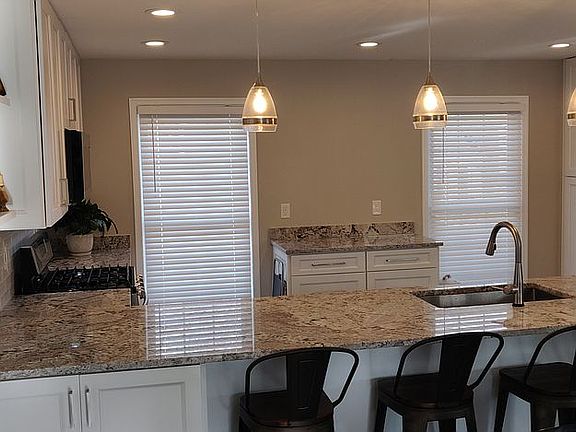 2nd image of 9526 Wallingford Dr