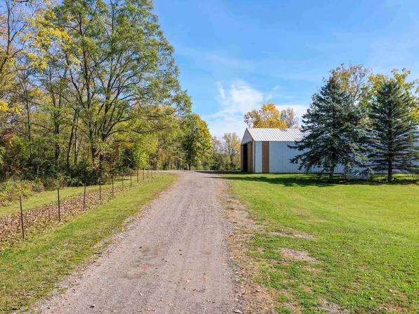 6471 Torrey Rd, Flint, MI 48507