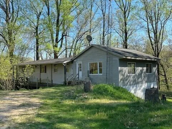 3401 Duncan Rd, Benton Harbor, MI 49022