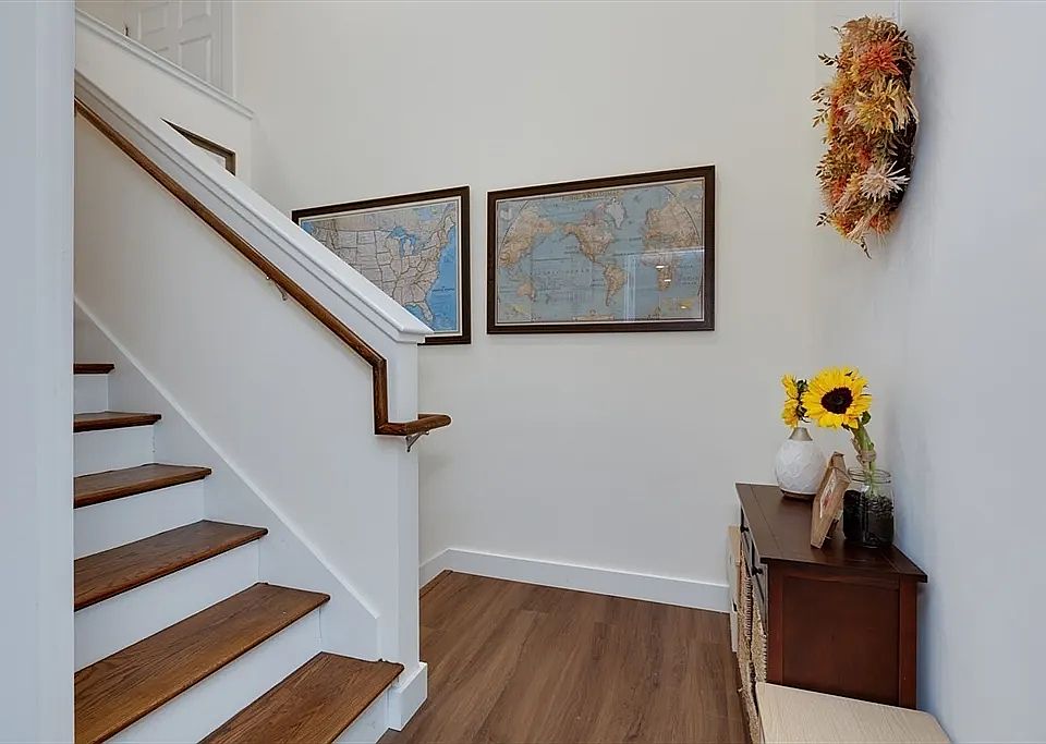 1st image of 59 North Rd #1