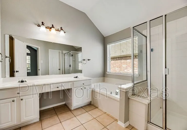 12421 Bruschetta Dr — Photo 11