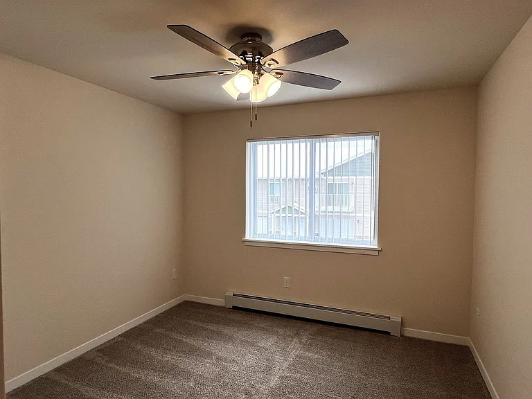 713 Caroline St — Photo 116