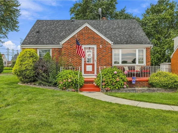 46 Crestview Ave, Cheektowaga, NY 14225