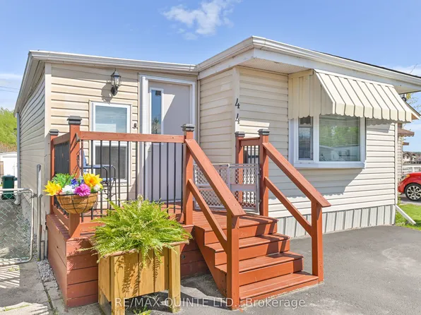 311 Dundas St E #44, Quinte West, ON K8V 1M1