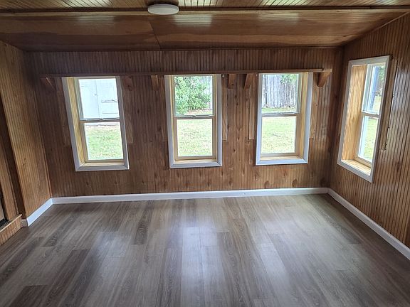 5th image of 2133 Hugh Edwards Dr