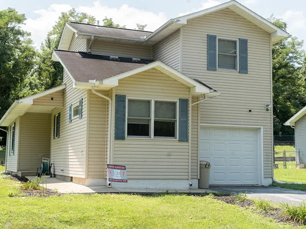 101 Pinehurst Blvd, Waverly, OH 45690