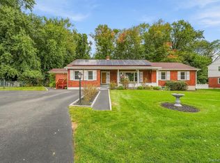 83 7th St, Verplanck, NY 10596