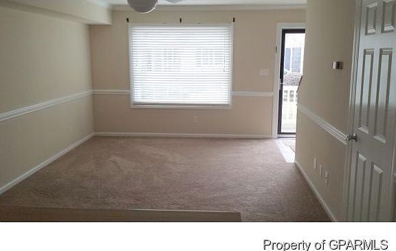 4th image of 119-31 Oakmont Dr