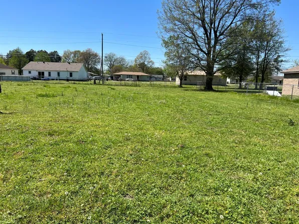 7 Mildred Extension Ave, Trumann, AR 72472