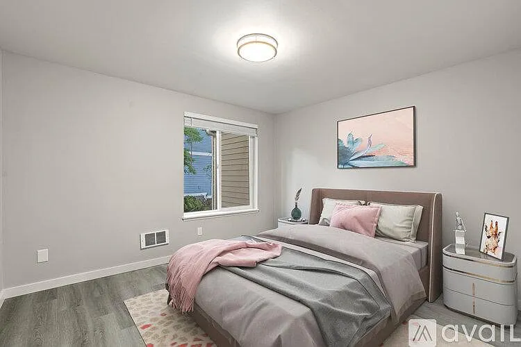 2010 S Main St #301 — Photo 2