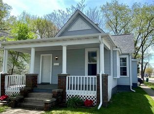 903 E Calhoun St, Macomb, IL 61455
