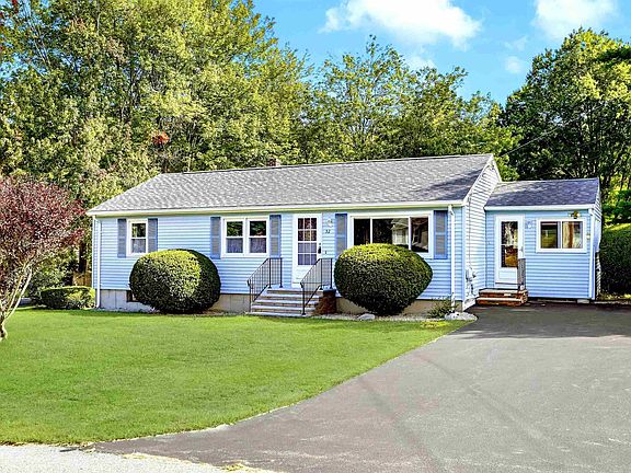 2nd image of 32 Henderson Circle