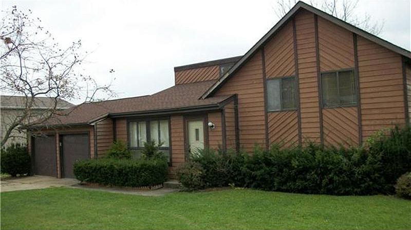 1st image of 208 Fairborn Dr