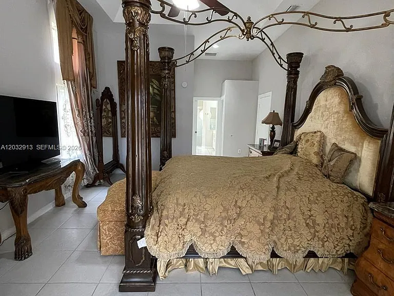 4999 Chardonnay Dr #4999 — Photo 3