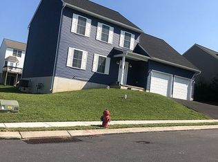 214 Loghes Dr, Manheim, PA 17545