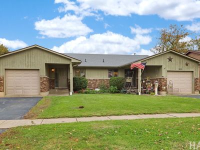 920 Pleasant St, Woodstock, IL, 60098