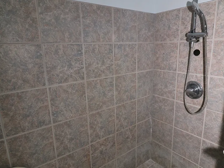 4589 Giles Ave — Photo 22